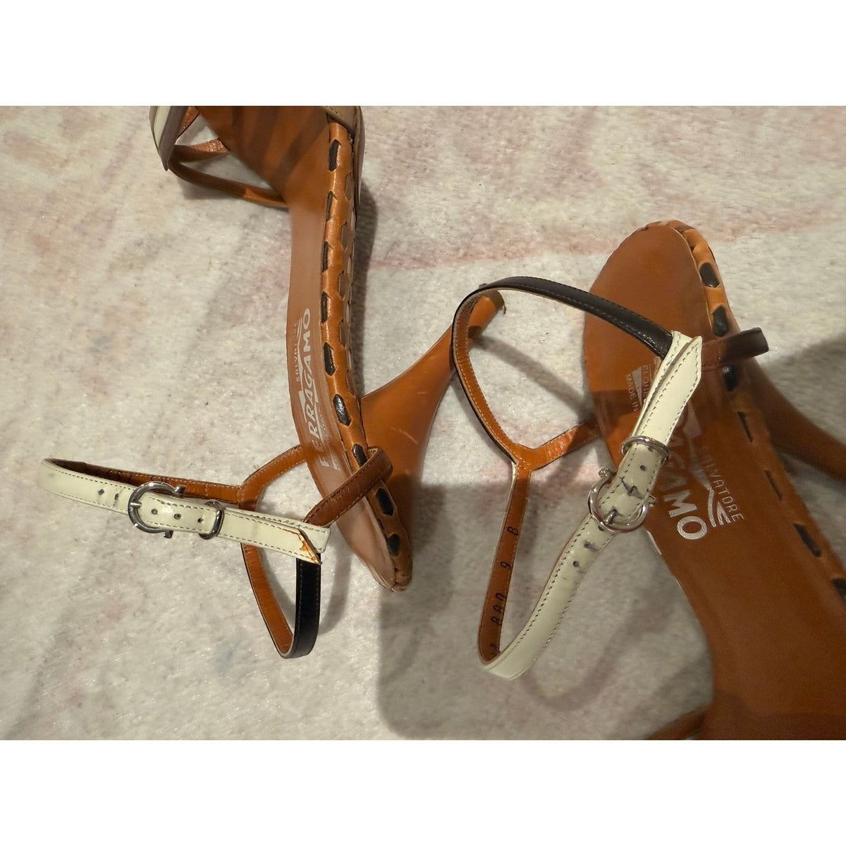 Salvatore Ferragamo Cognac T-Strap Sandal Heels Size 9 B